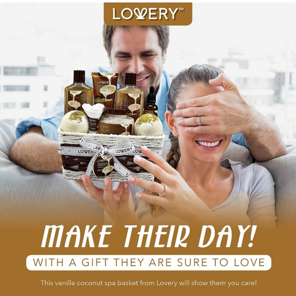 Bath and Body Gift Basket For Woman - Picture 7 of 7